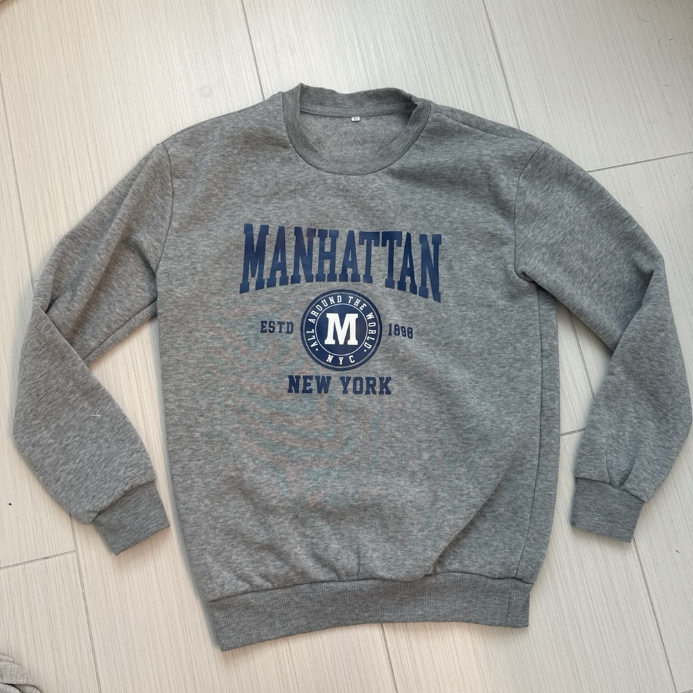 Source Unknown Gray and Blue Collegiate Sweatshirt